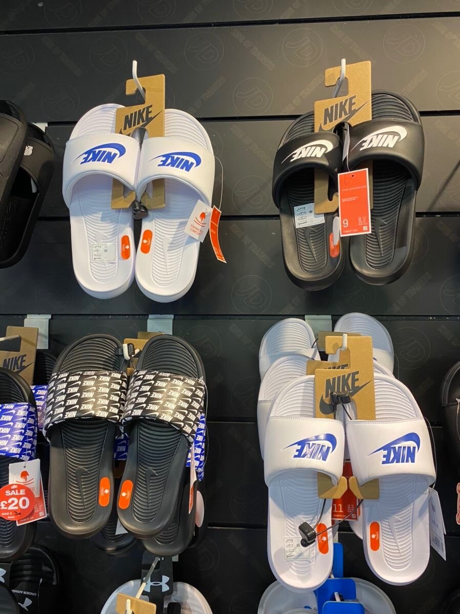 Nike Slides Confortables