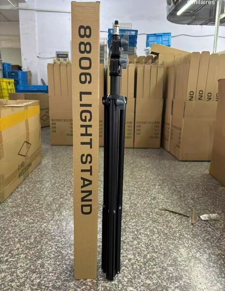 Trépied Lumineux Réglable 8806