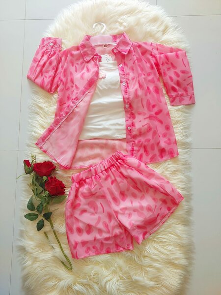 Children's clothing set: jacket + shorts