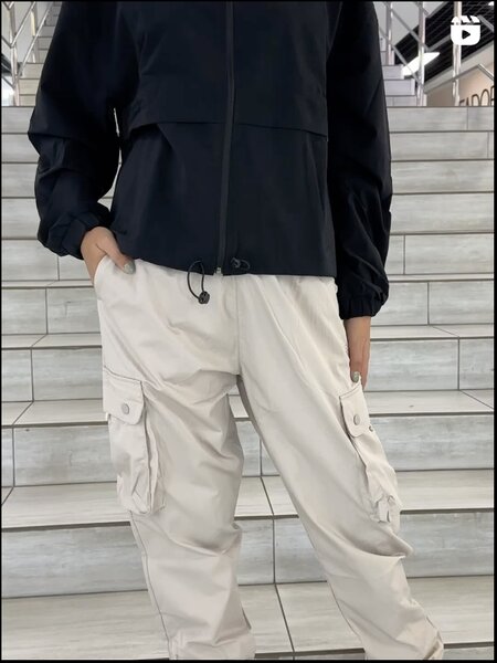 Готовься к новым вызовам в стильной спортивной экипировке! 🔥