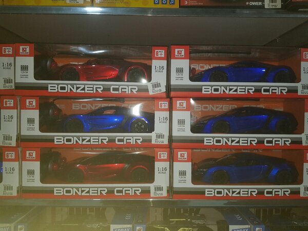 R/C Bonzer Car