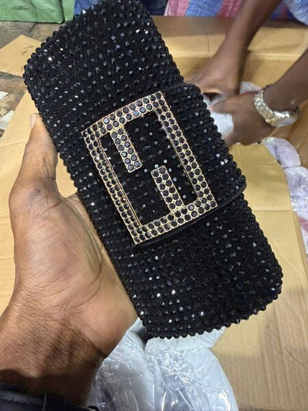 Clutch soirée strass noir