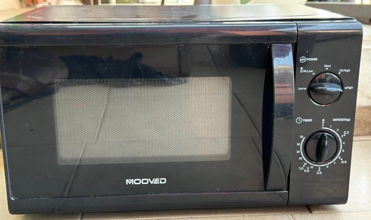 Micro-ondes Compact Polyvalent