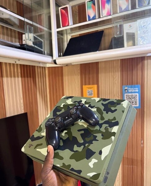 Console camouflage avec manette