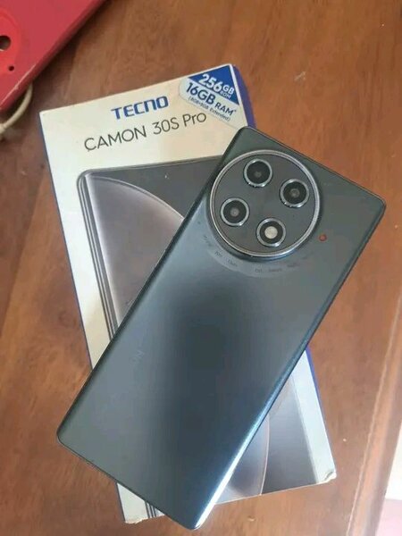 Tecno Camon 30s Pro 256Go