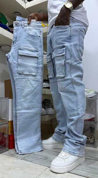 Jeans déchirés tendance