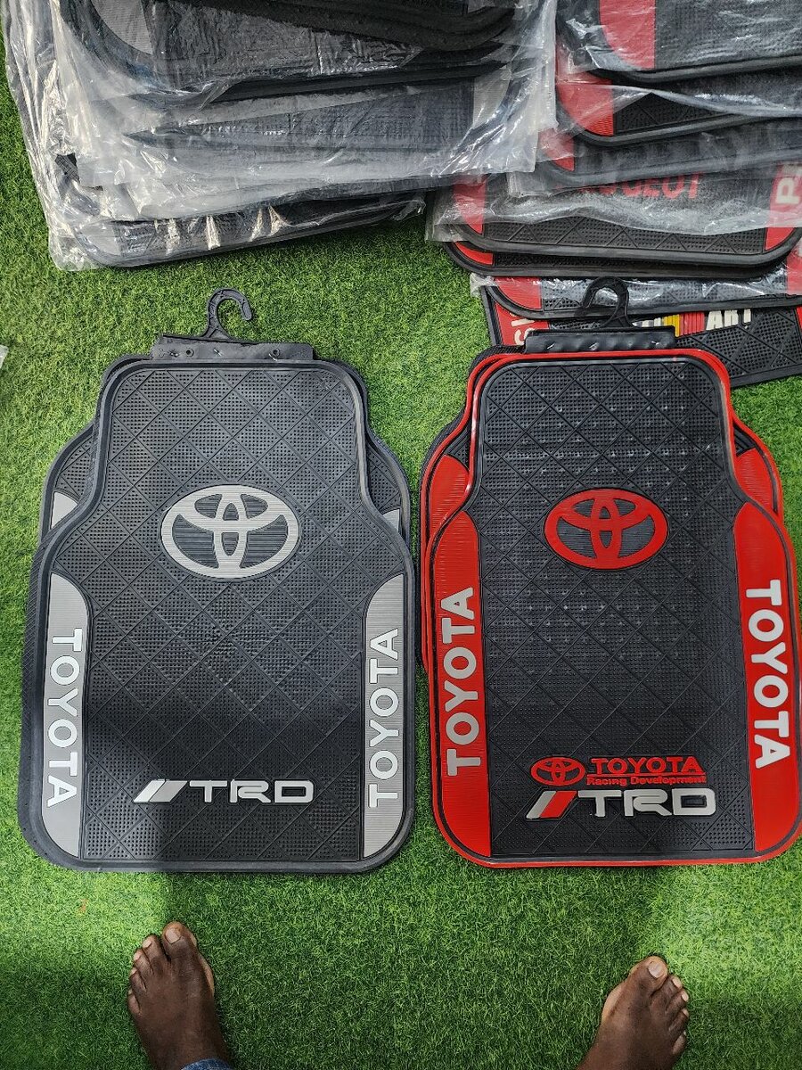 Tapis de voiture universel Mercedes-Benz