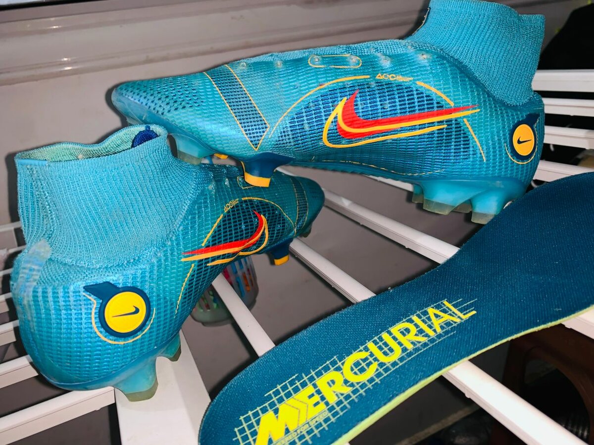Chaussures de Football Mercurial