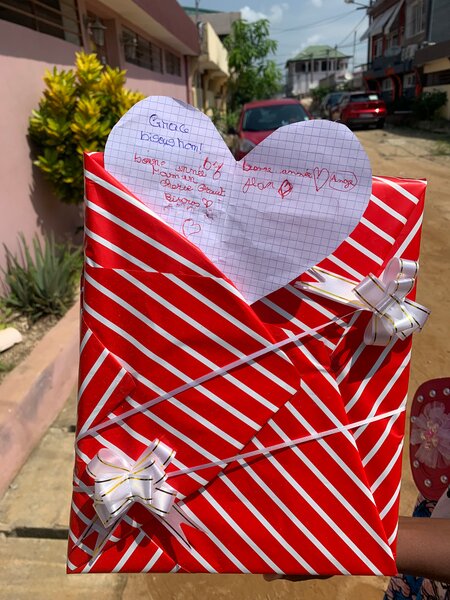 Papier Cadeau Rouge Rayé