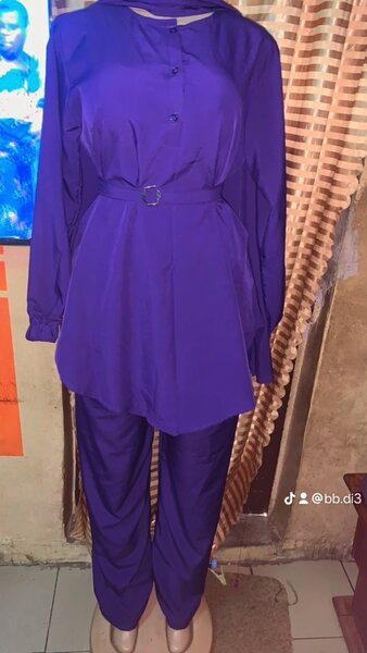 Ensemble tunique-pantalon élégant