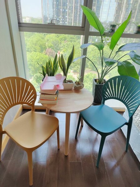 Стулья качество просто шикарное .