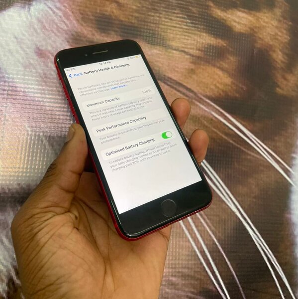 Apple iPhone 8 64GB UK,Red