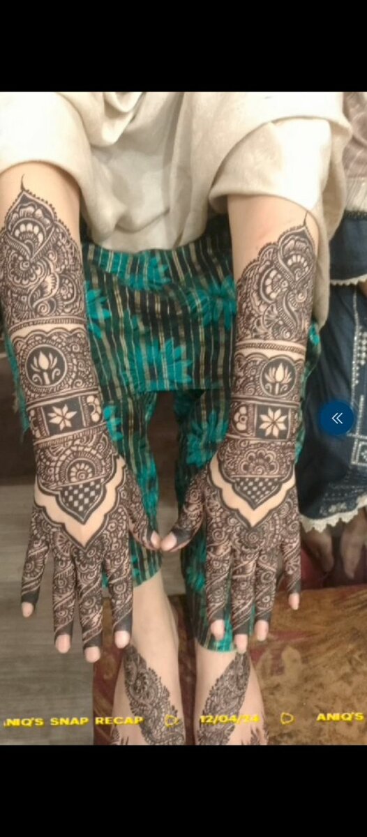 Bridal mehndi