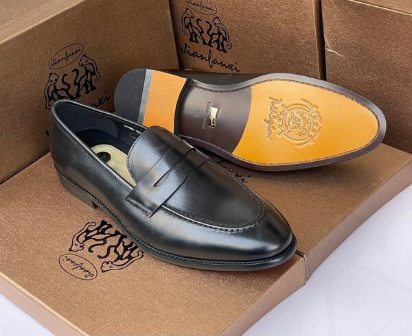 Original luxury Mens Leather shoes.