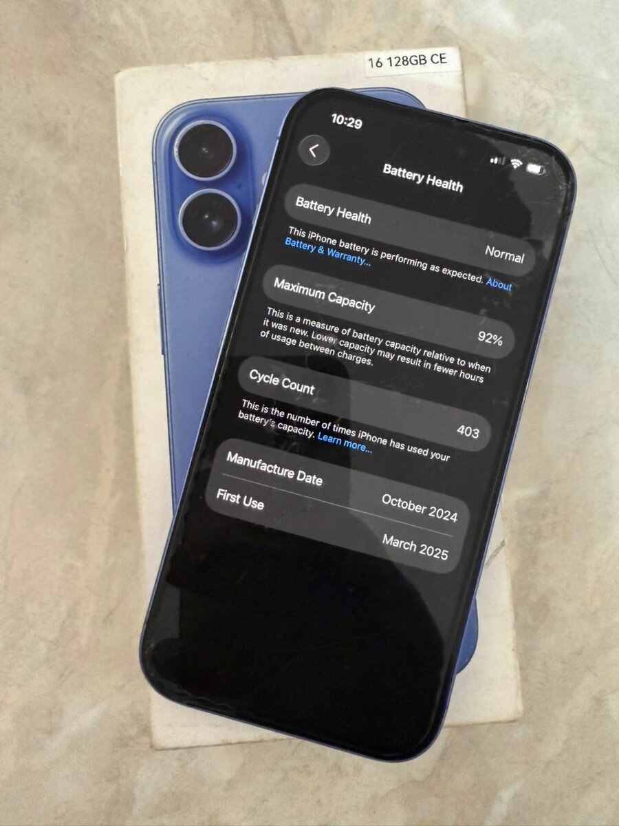 16 simple 128Go écran fissuré,