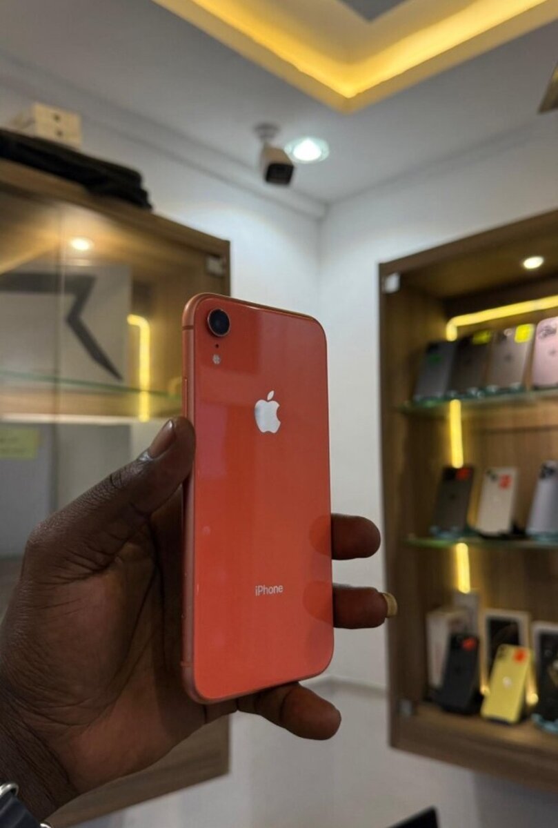 iPhone XR