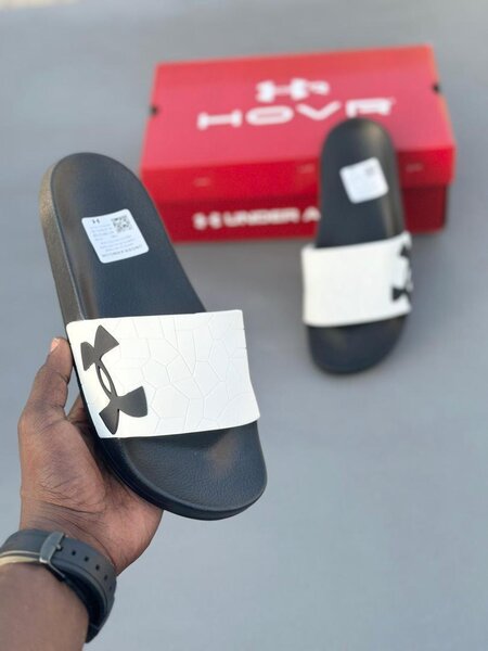 Tongs Sport Under Armour