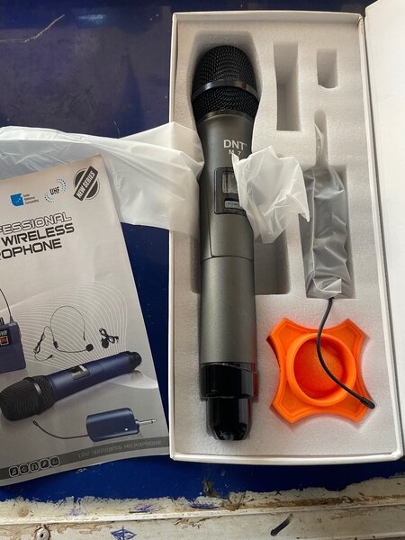 DnT cordless mic