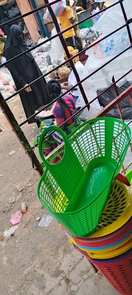 Panier multi-usage en plastique