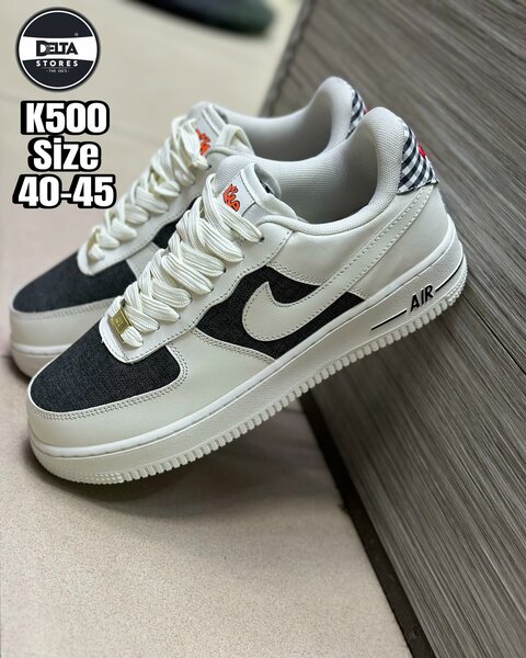 Stylish and comfortable men's sneakers Nike 