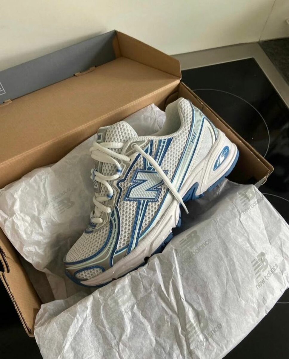 Baskets New Balance 740