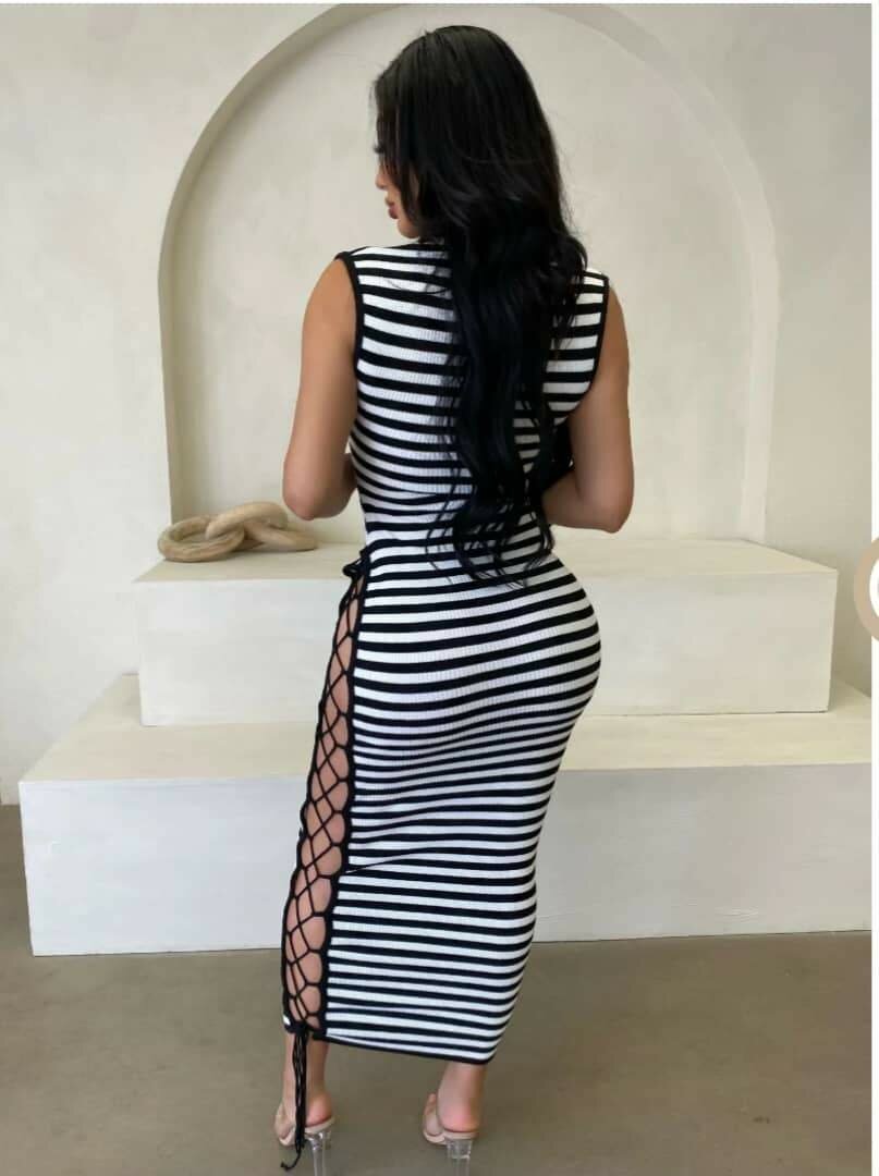 Robe longue rayée fendue