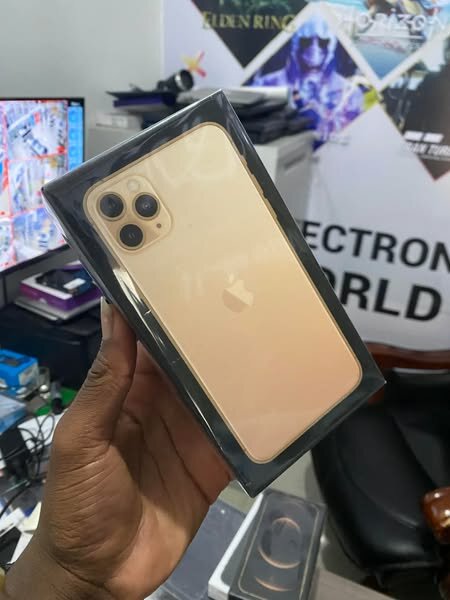 Phone 11 Promax (256GB)