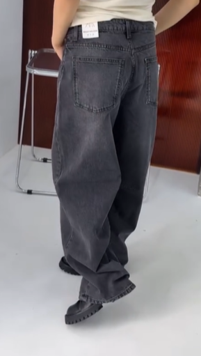 Широкие джинсы от бренда ZARA темно серые