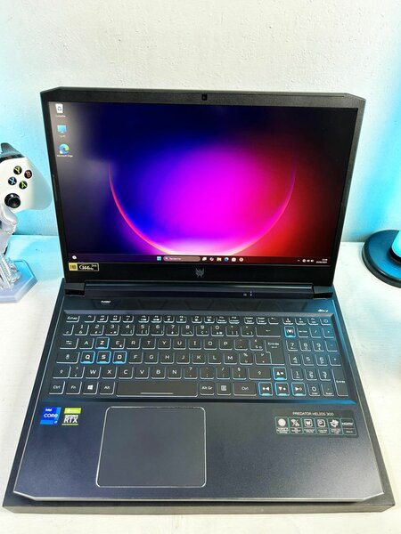 ACER PREDATOR Helios  300