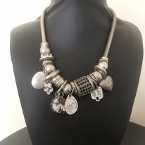 beau collier pour femme