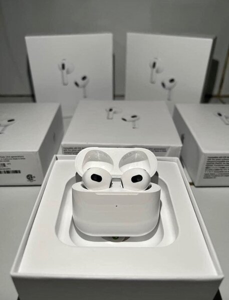 AirPods