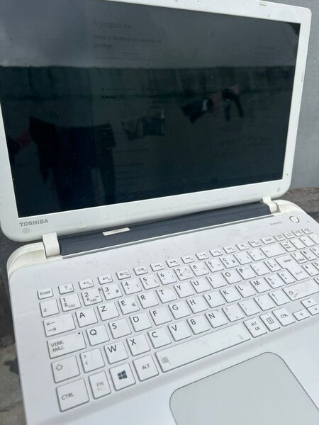 Ordinateur portable Toshiba 15.6"