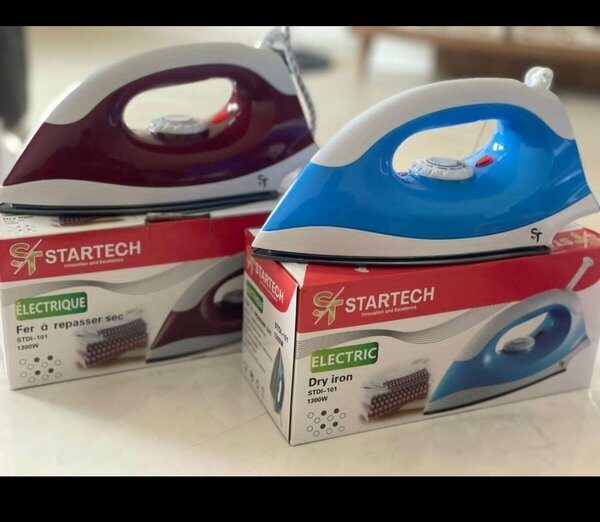 Fer à repasser Startech 1200W