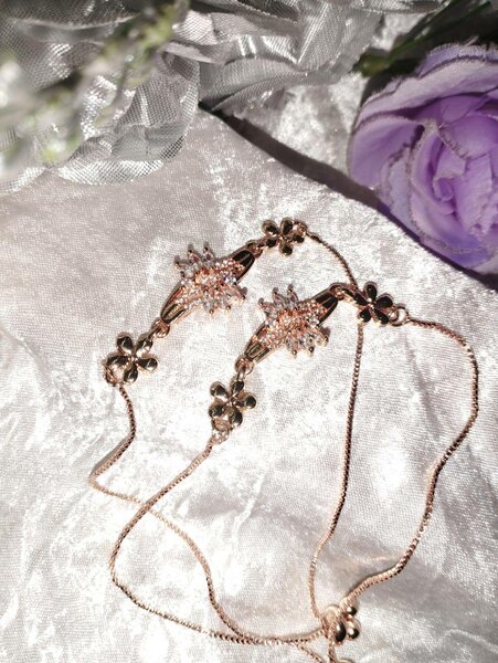 Elegant Jewelry Gold Bracelet For Women & Girl