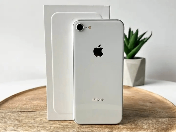 iPhone XR Blanc 64Go