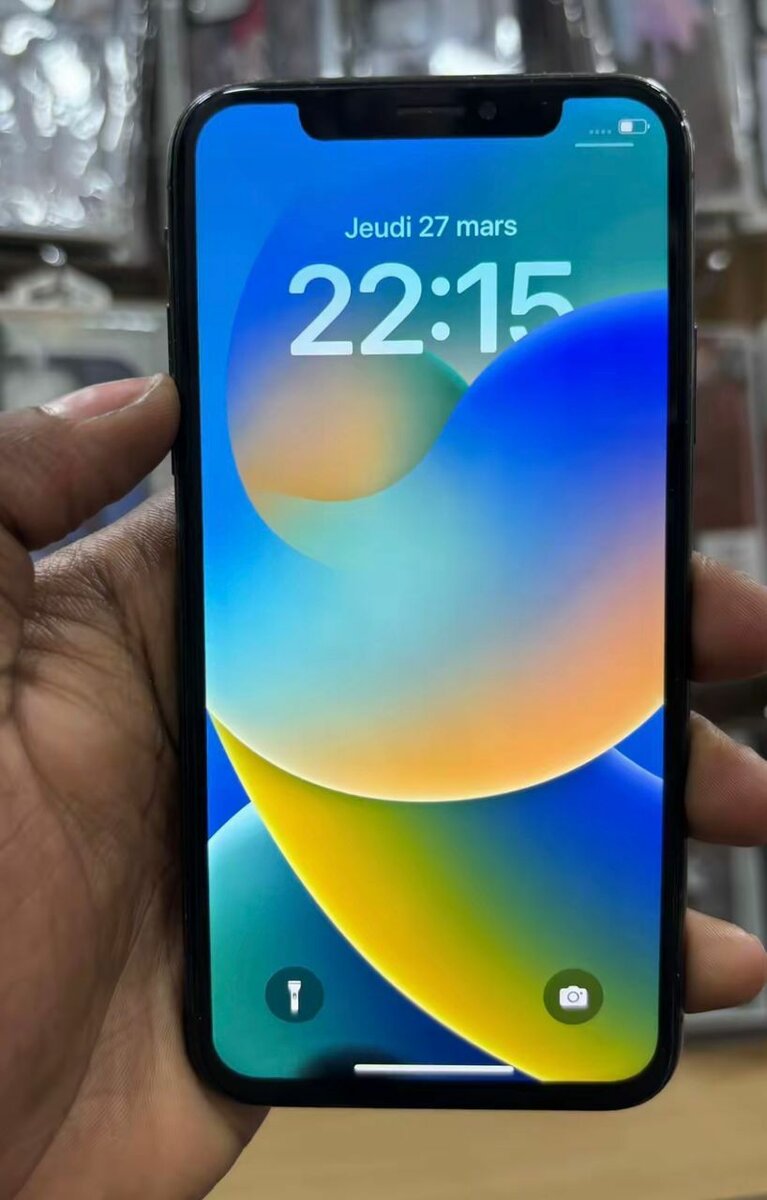 iPhone avec affichage vibrant