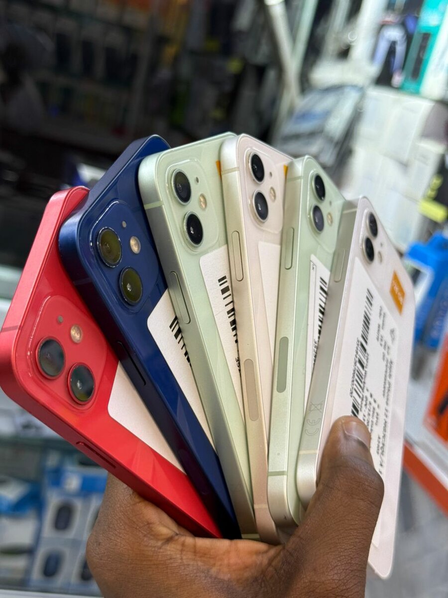 iPhone 12 Multicolore 64 Go