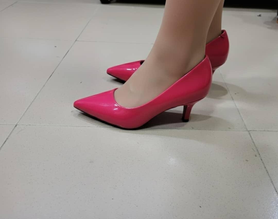 Escarpins élégants en cuir verni