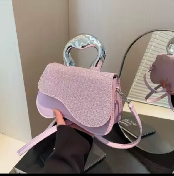 Sac à main rose brillant