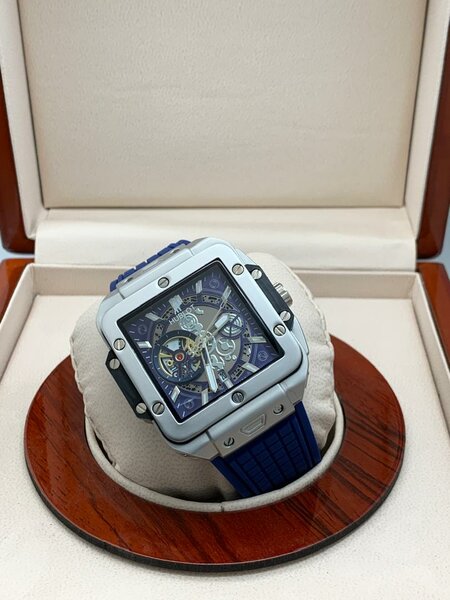 Men Watch