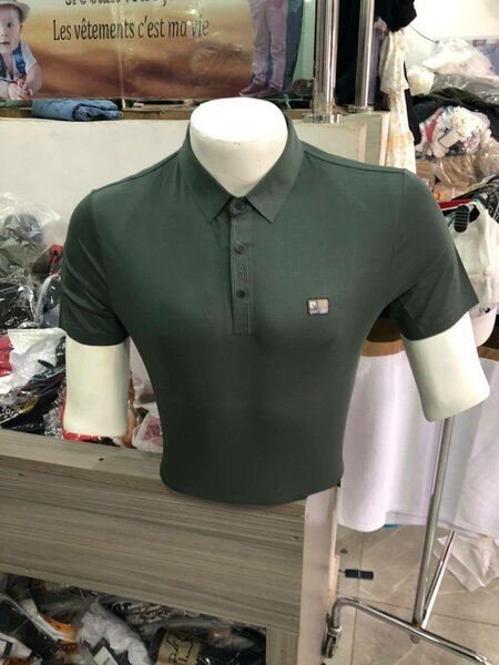 Lot de polos élégants pour hommes