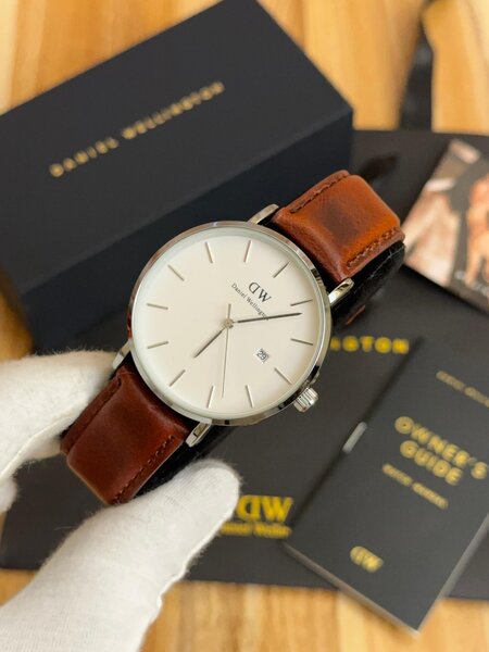 Montre Élégante Homme DW