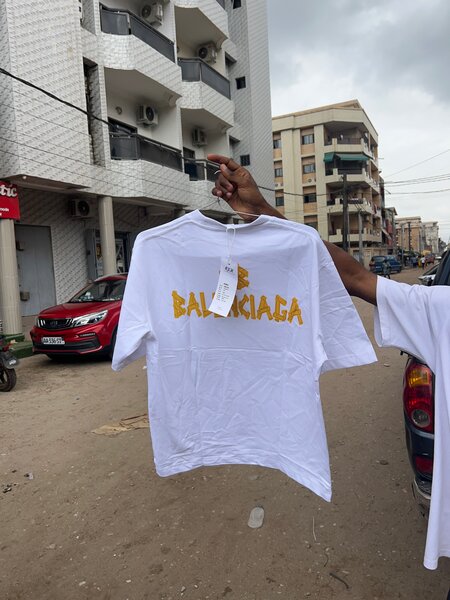 T-shirt blanc imprimé tendance
