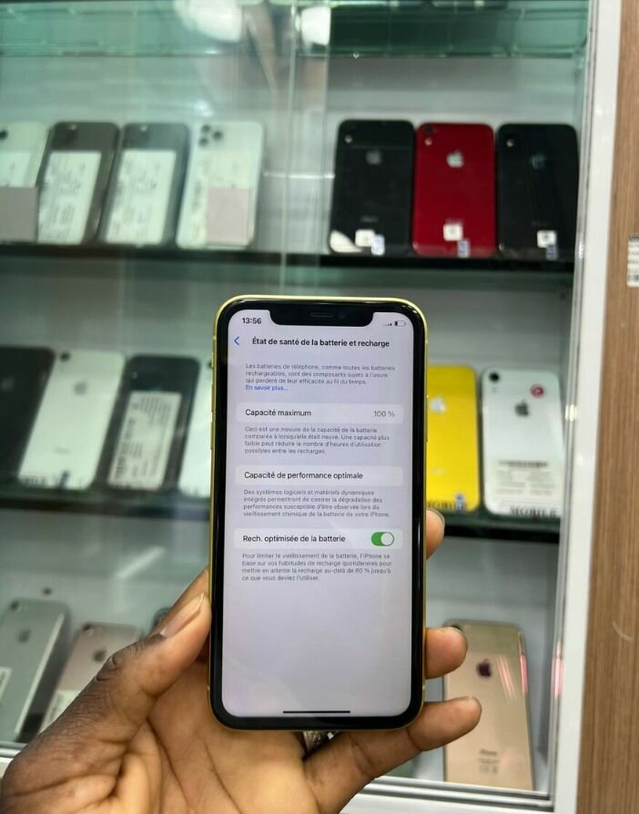 iPhone 11 Jaune 128 Go