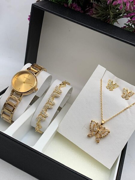 Ladies set Ornament
