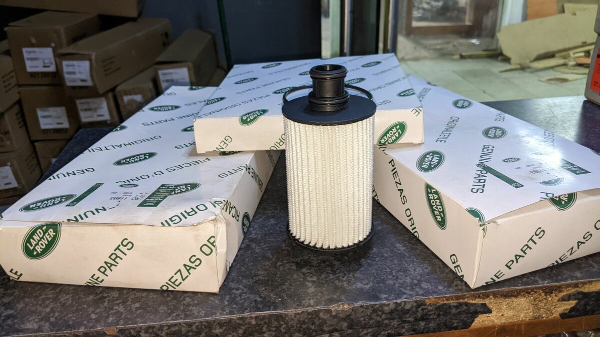 Petrol Engine Oil Filter For RANGE ROVER SPORT SVR V8 2020