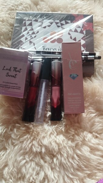 Palette de maquillage professionnelle