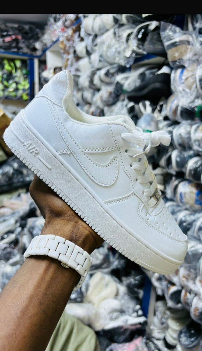 Baskets élégantes en cuir