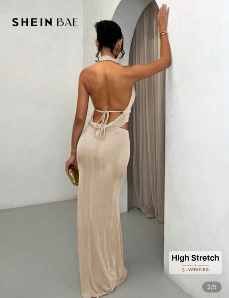 Robe longue dos nu femme