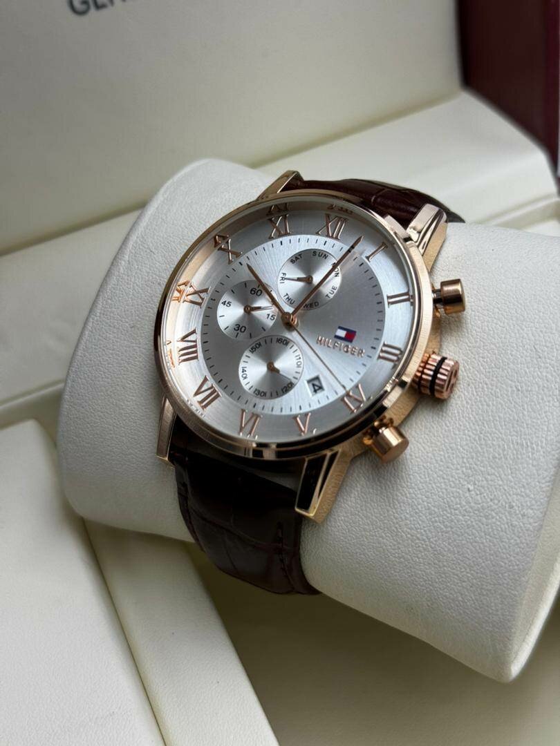 MONTRE LUXE HOMME HILFIGER ET AUTRES